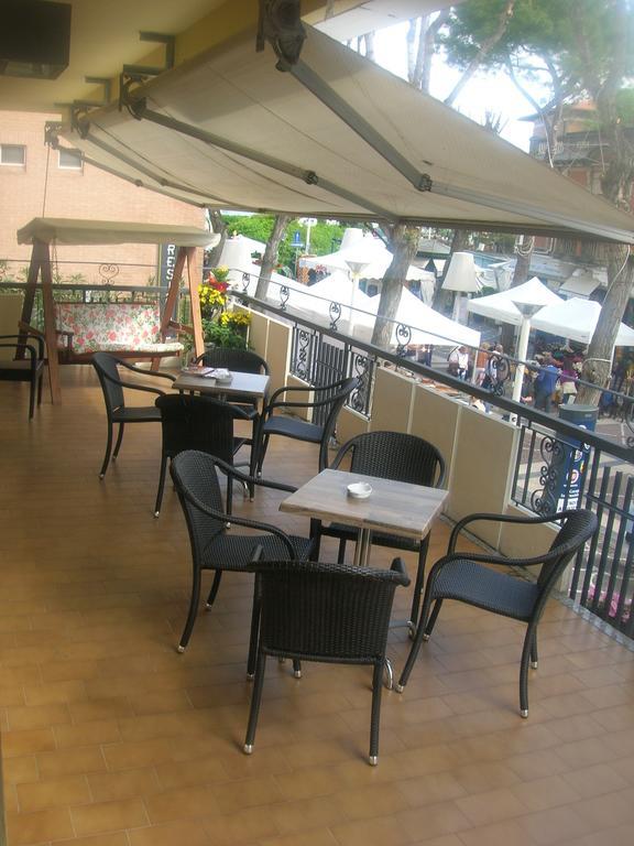 Residence Suisse Cattolica Exterior foto